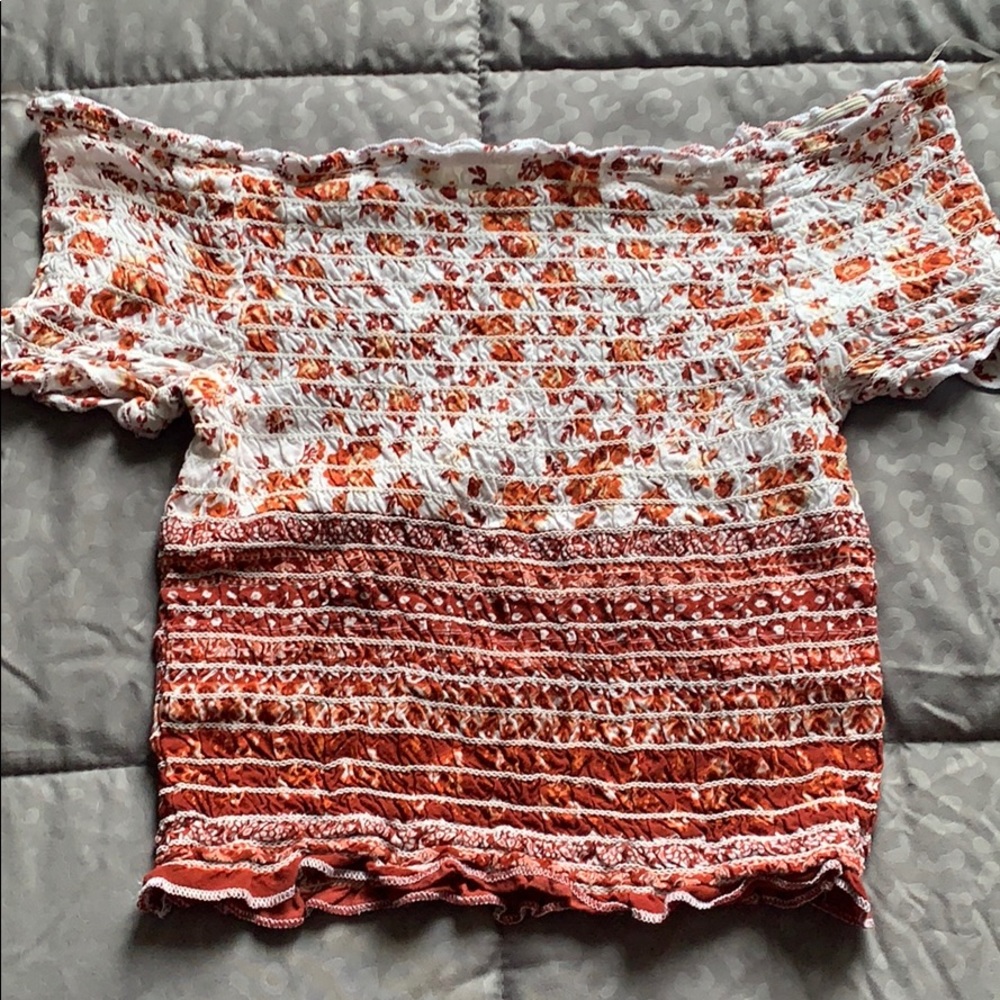 Crop top - Picture 2 of 3